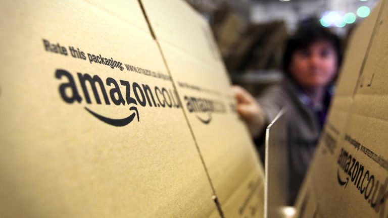 Amazon Fired All His Employees Who Leaked Out Their Customers Private Information and Data