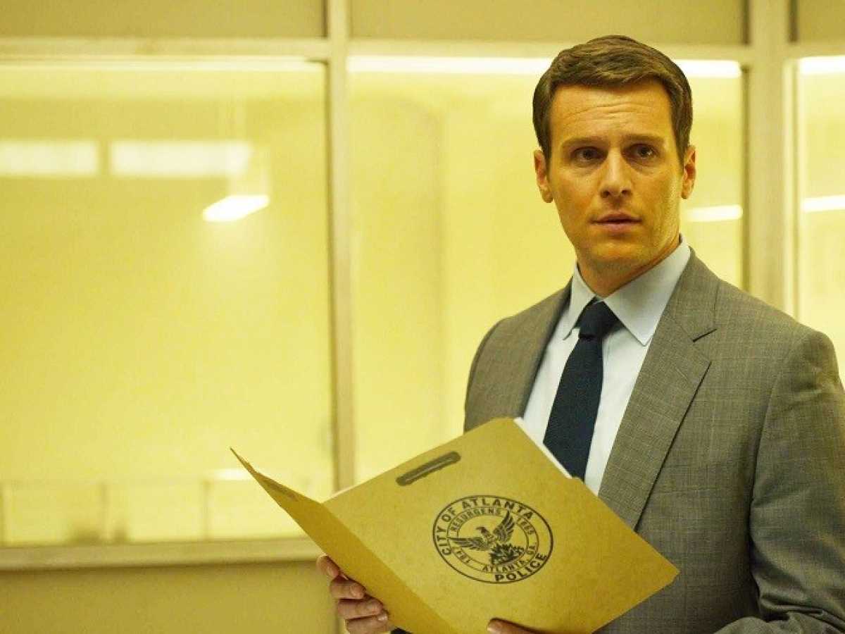 Mindhunter Season 3 Renewed Or Canceled? Cinematographer Hoping To