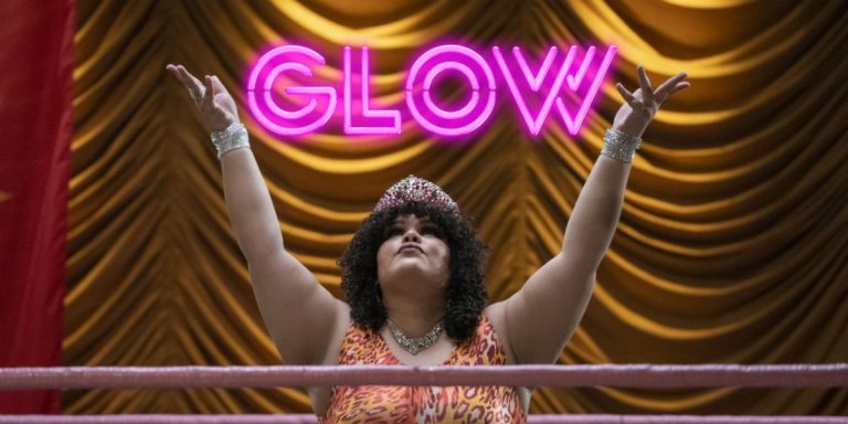 Glow Season 4