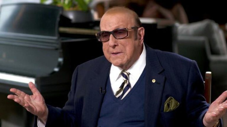 Clive Davis Gay