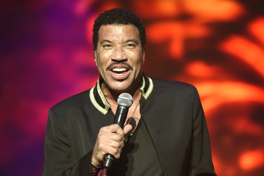 Is Lionel Richie Gay