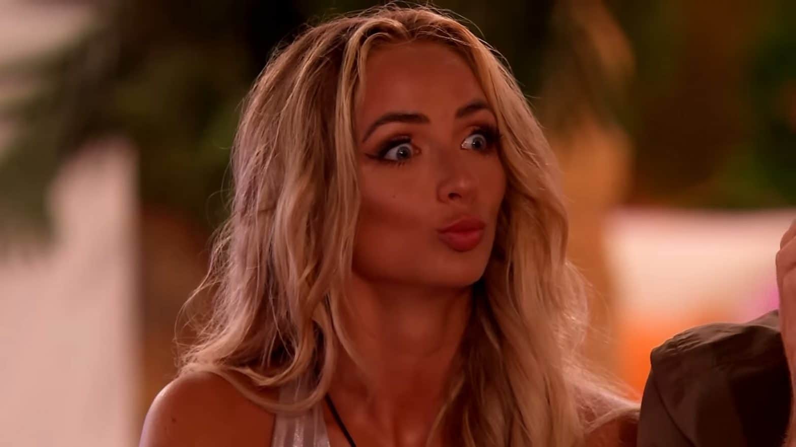 Love  Island Season 10 Episode 52