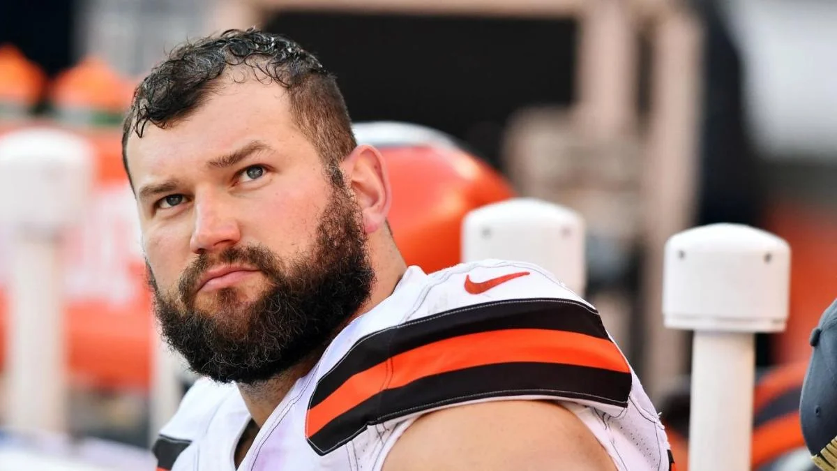 Joe Thomas Weight Loss