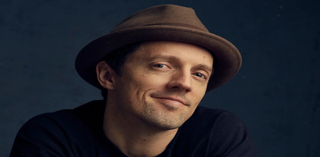 Is Jason Mraz Gay?