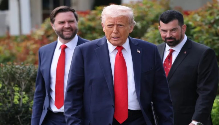Did Donald Trump Sign an Executive Order Raising the Federal Minimum Wage to $25 per Hour?
