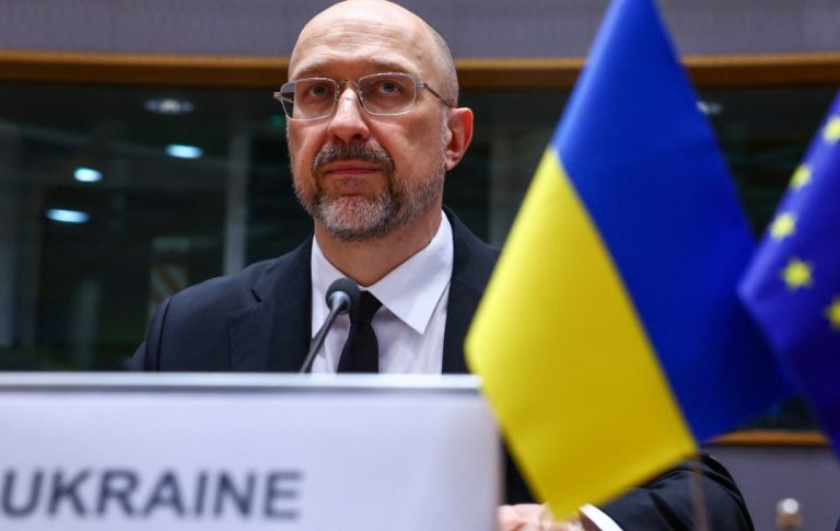 Breaking News: U.S.-Ukraine Mineral Deal Strikes Gold for Kyiv’s Rebirth and Aid Repayment